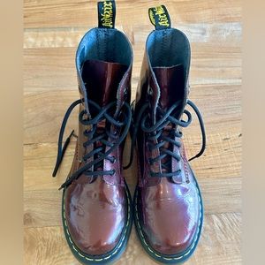 Dr Martens Women’s 7 Boot